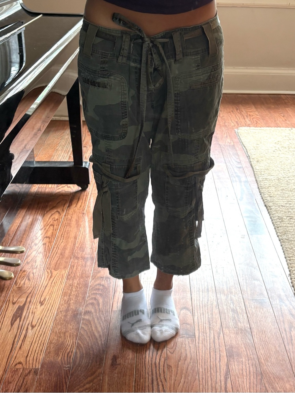 Vintage Khaki Camo Low Rise Capri Pants